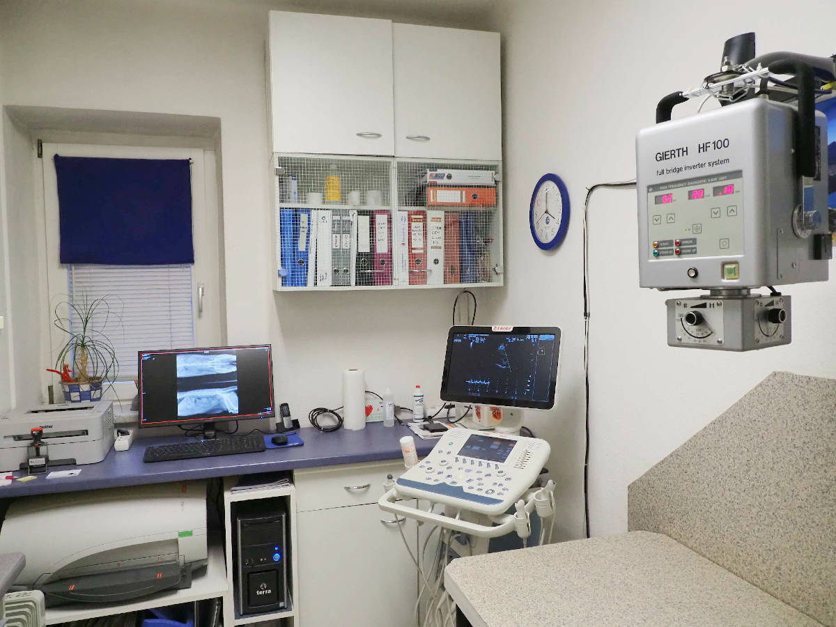 Praxis 23 Rönten Ultraschall EKG